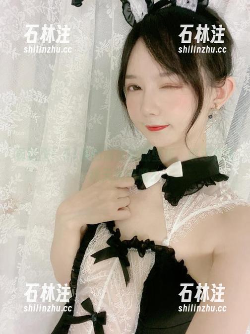 51酱 看这里!51酱的高清制服壁纸,谁还在说秋天沉闷呢?