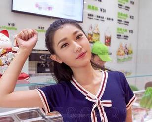 从此不再低调，裤袜先生倾情献上爱丝的福利