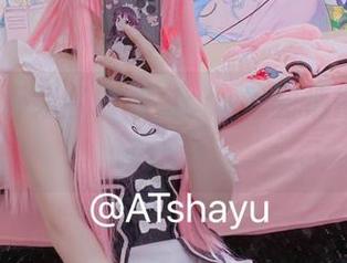 AT鲨的御姐鲨时刻，cos原图值得你多看两眼！