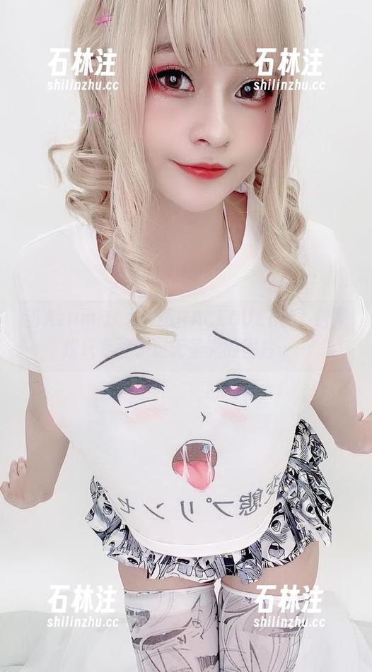 Azami 当Azami成为大凤RACEQUEEN,结果我只专注于这无圣光的图片……