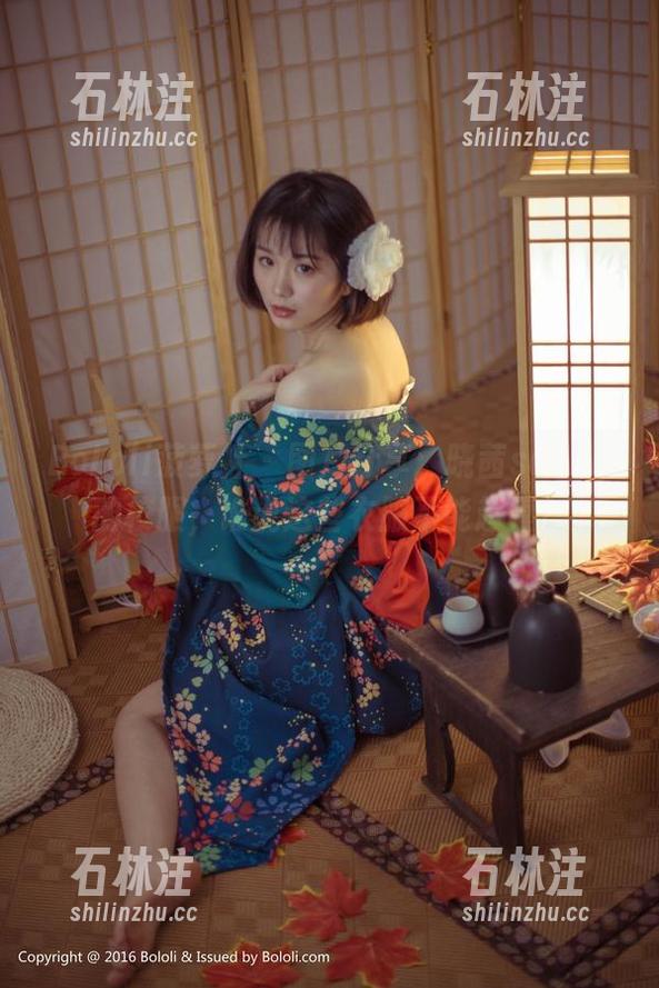 BoLoli菠萝社 - 图片分享：晓茜sunny的校服，谁说这些衣服不能超模？