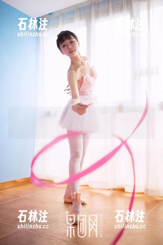 GIRLT果团网-莫雅淇 GIRLT果团网 - 观看中的莫雅淇,原图展示了她的日常,简直让人挪不开眼。