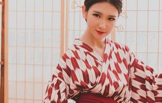 GIRLT果团网 – 学妹怪怪的胖次？陈雅漫的写真让我想了不少奇怪的事儿。