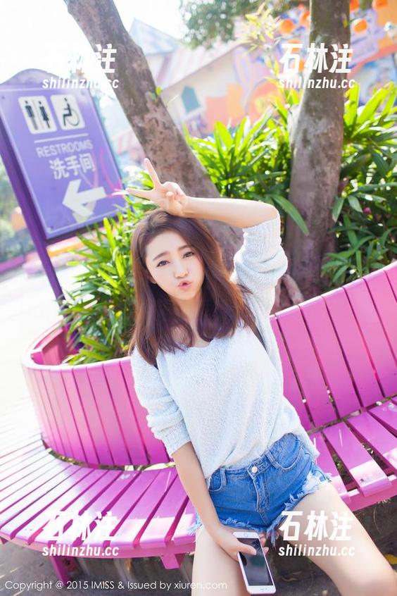 IMiss爱蜜社-妤薇Vivian IMiss爱蜜社 - 定制个学妹图,妤薇Vivian作品上线,隔着屏幕也让人心痒痒!