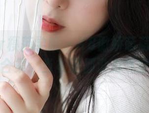 MFStar模范学院 – K8傲娇萌萌Vivian的居家合集：当衣服都没力气穿上时…
