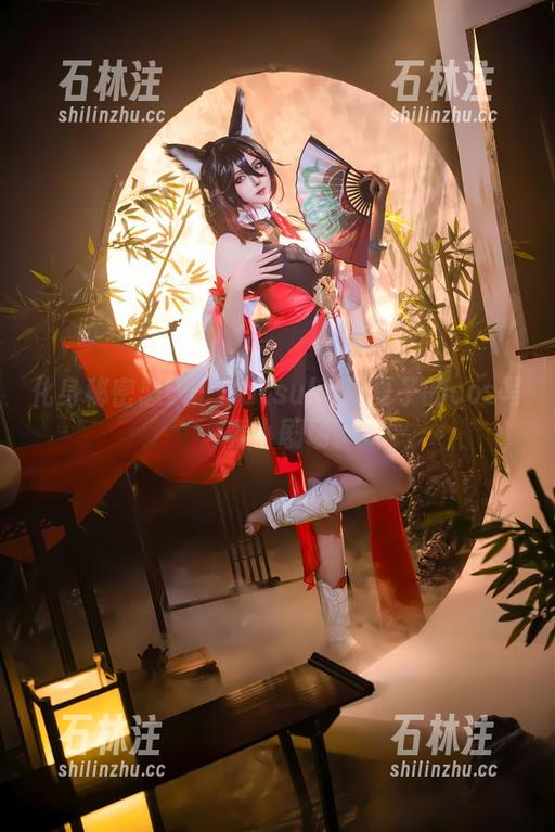 Natsuko夏夏子 化身秘密恋人:Natsuko夏夏子的cos写真小剧场