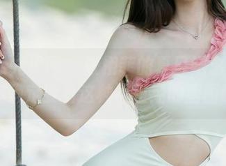 UGirls尤果网 – 张栩菲的夏日纪念册精选，你确定要看这种不正经的画面吗？