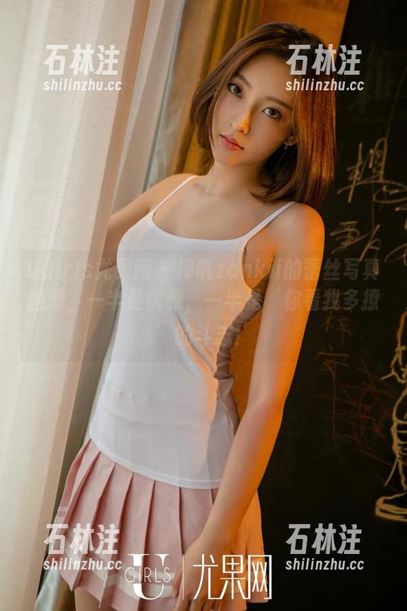 UGirls尤果网-禅叽zankii UGirls尤果网 - 禅叽zankii的蕾丝写真图册,一半是优雅,一半是‘你看我多撩’的斗志!