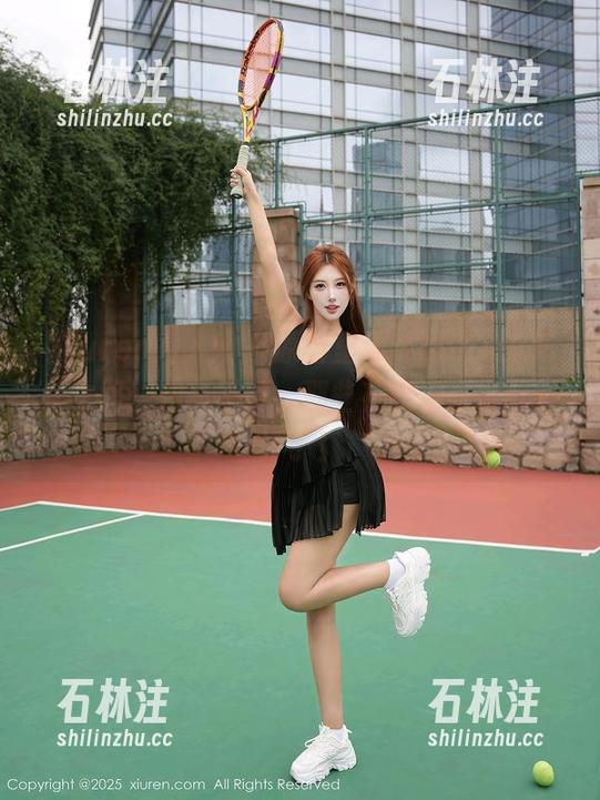 Xiuren秀人网-沐沐baby Xiuren秀人网 - 原图里沐沐baby的花嫁之路:艰辛不蓁,那些花瓣都快被我踩坏了!