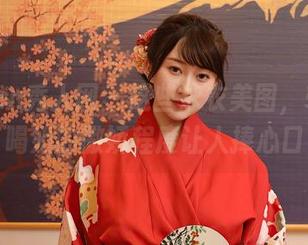Xiuren秀人网 – 这些泳衣美图，软糖爱喝奶的撒娇程度让人捧心口