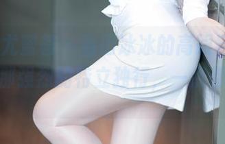 YouMi尤蜜荟 – 看田冰冰的高跟鞋写真，分享她那强烈的特立独行，一点都不含糊。