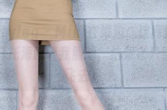beautyleg – Miki在海边：这高清图片是我拜托海鸥帮我照的，结果它只管飞来飞去。