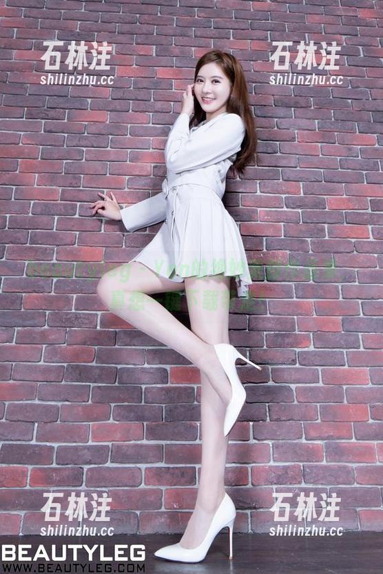 beautyleg-Yen beautyleg - Yen的绝妙美脚作品集,真想一键下载带走!
