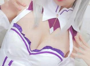 nagisa魔物喵的运动私拍，轻轻松松让我产生了运动后再吃的念头…