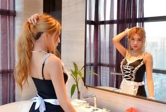 pans – 女王梦梦的合集，图片满满都是不知名的画外音，心里……嘶。