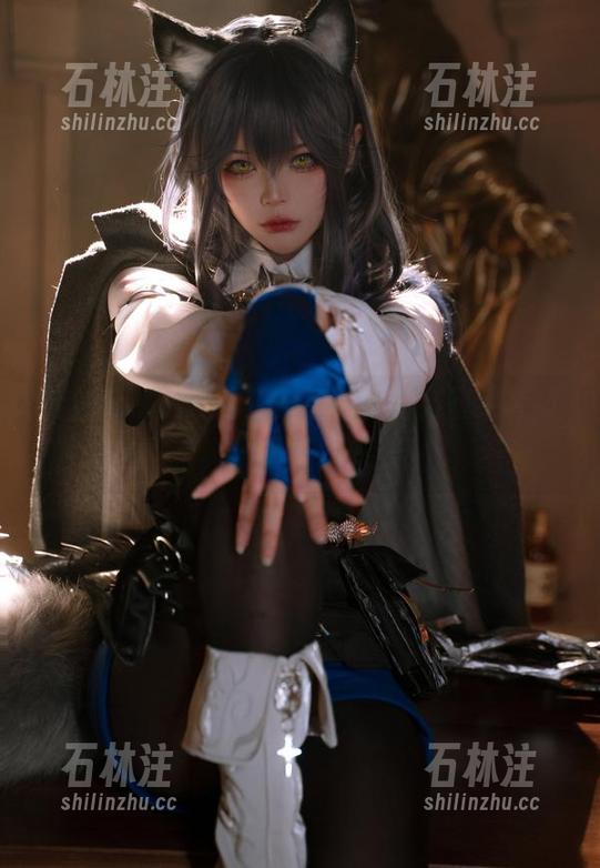 w百合欧皇子w 专区分享,w百合欧皇子w的比基尼套图,夏日的刹那多美!