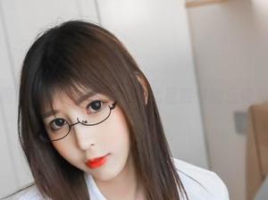 w黑米粥w护士特别版，可能比医院穿的还要夸张吧？