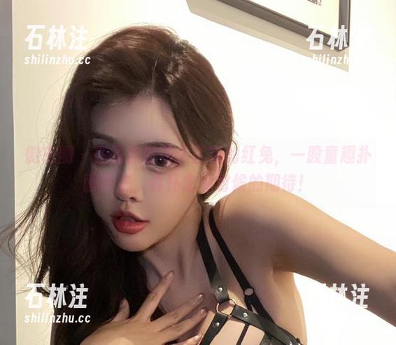 于芷晴 微密圈 - 在线原图和于芷晴的红兔,一股童趣扑面而来,真怀念那时候的期待!
