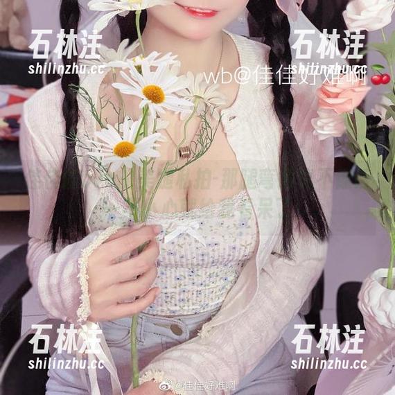 佳佳酱ovo 佳佳酱ovo的美腿私拍-那腿弯得真不像话,一不小心就给我看呆了!