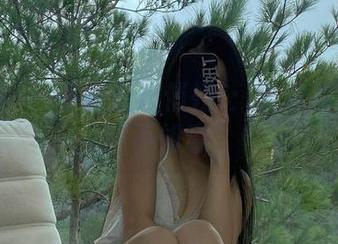 微密圈 – 當牛仔邂逅俏妞t：全套写真中的“不如意”