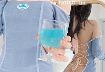 看！又一波免费的照片——发条少女yoki被连衣裙围攻！