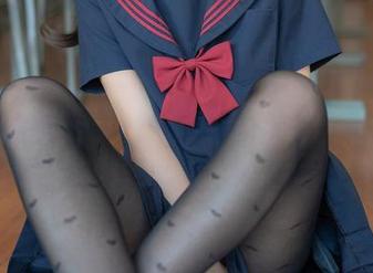 你敢相信这里有个喵糖映画兔耳家居服私房合集吗？来吧，静静路过