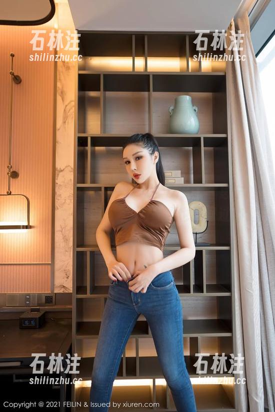 嗲囡囡-SiByl李思宁 嗲囡囡 - 图片不一样哦!SiByl李思宁的旗袍开放式展览,免费参观也是很过瘾。