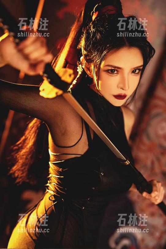 来啦！夏小秋秋秋的高清漆皮兔女仆合集，这种兔子我给满分但平时可不想碰...