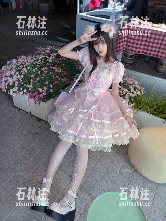 一次看个够，妖君白研的女孩主题免费照片大揭晓！