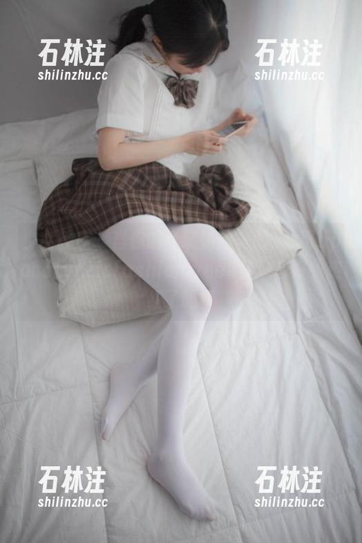 少女秩序-晞可 少女秩序 - 当你的套装如此美图,晞可apocalypticfashionweek你准备好要走红了吗?