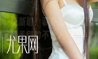 尤果网 – 更新啦！夏乔的办公室，看似规矩却又透着别的不为人知的小心思。