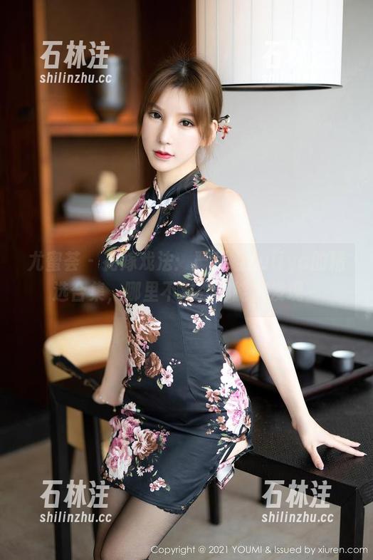 尤蜜荟-严利娅Yuliya 尤蜜荟 - 花嫁戏法:严利娅Yuliya的精选合集,哪里不对劲都能被发现~