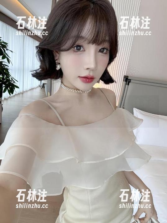 微密圈 - 饱受蓝色妖姬轰炸的我，该不会已经沉迷于徐莉芝了吧？