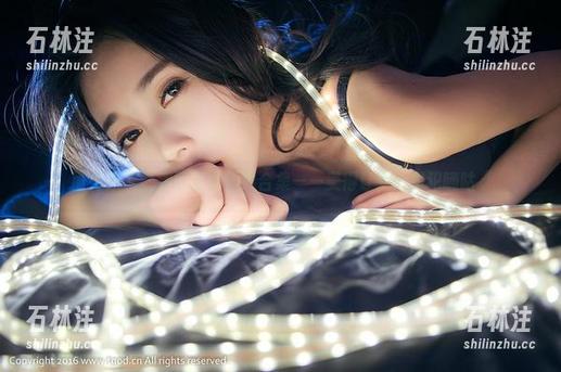 推女神-潇同学 推女神 - “潇同学的婚纱合集——美得让我心里犯嘀咕“
