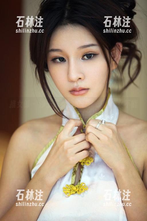 推女郎-沙子 推女郎 - 沙子修女的成长:谁说修女不能玩转写真图册!