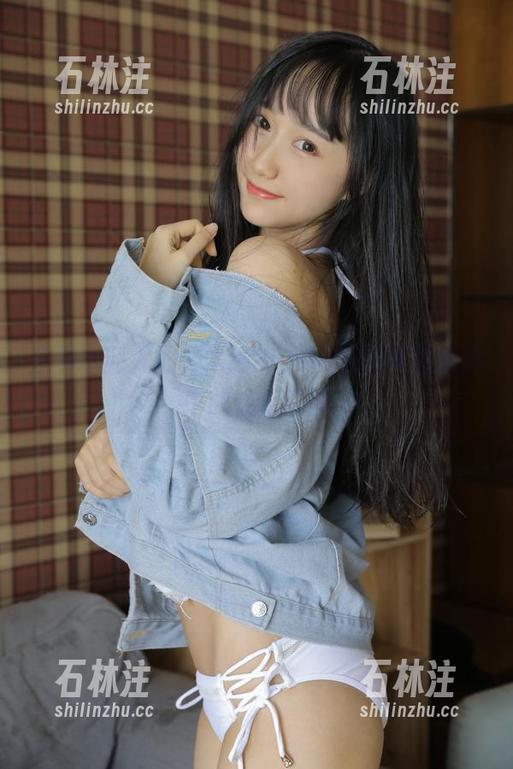 从书本到人心，木绵绵OwO校园写真原图中的轻松氛围