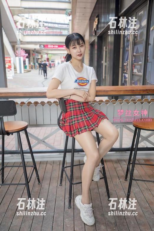 梦丝女神-苏柔 梦丝女神 - 套图速递,苏柔的可爱让这一天都亮了起来!