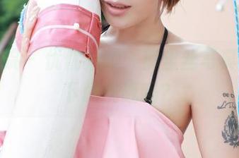 模范学院 – 优优新作：裤里丝写真，敢来下载挑战吗？