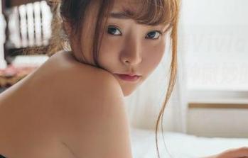 波萝社 – 看这些K8傲娇萌萌Vivian的粉色私房图片，毫无疑问，有种微妙的“想拥抱又闪躲”的气氛。