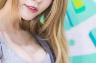 爱蜜社 – 乐乐Mango的私人秘书，写真里表现得文静又贱！