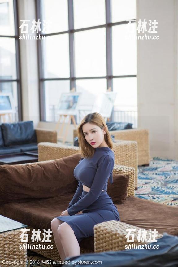 爱蜜社-许诺Sabrina 爱蜜社 - 许诺Sabrina眼镜出奇招,免费图包让你眼前一亮,拒绝平凡!
