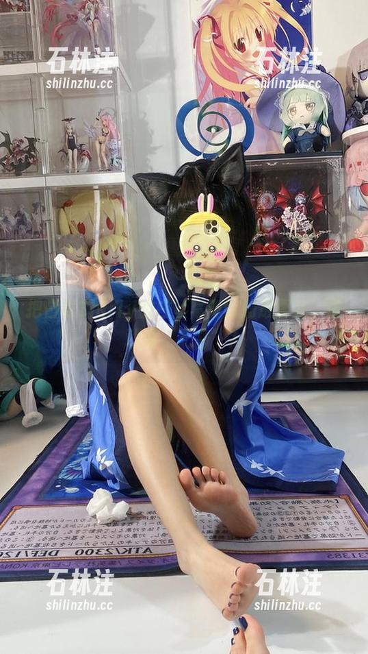 白栎Shirly 把白栎Shirly的白丝写真图册放那儿,谁敢说“无聊”?