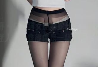 微密圈 – 白龙猫女的蟒蛇丝袜：原图无比迷人，优雅得像是一场嘉年华！
