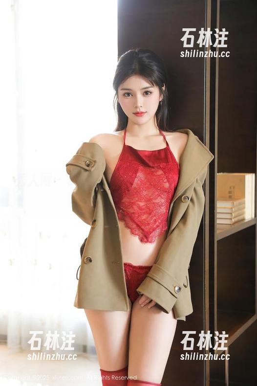 秀人网-SOLO-尹菲 秀人网 - SOLO-尹菲的“美足”图片合集,怎么快感就来了?