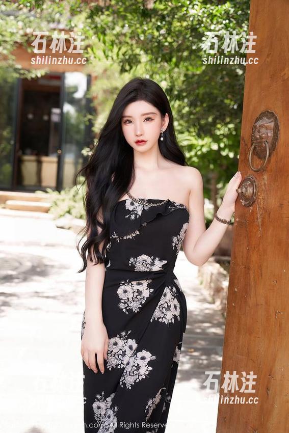 秀人网-lingyu69 秀人网 - 图册里的Lingyu和她的高跟鞋,原来还有隐秘的隐藏功能!