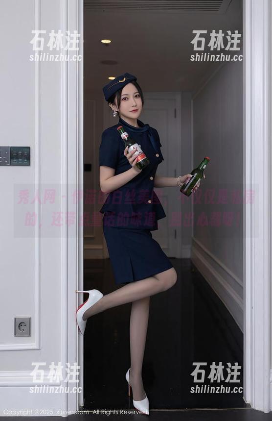 秀人网 - 伊诺的白丝美图，不仅仅是私房的，还带点童话的味道，别出心裁呀！