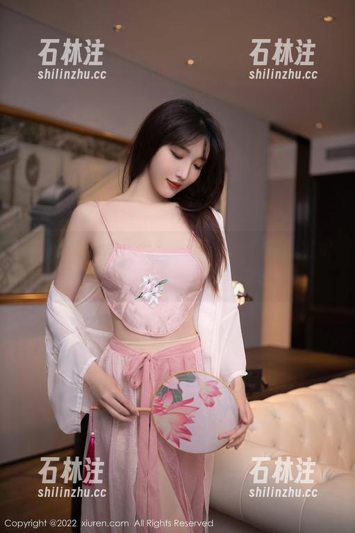秀人网-刘婷婷 秀人网 - 哇,刘婷婷的和服最新美图出炉,真想一头扎进她的衣橱里!