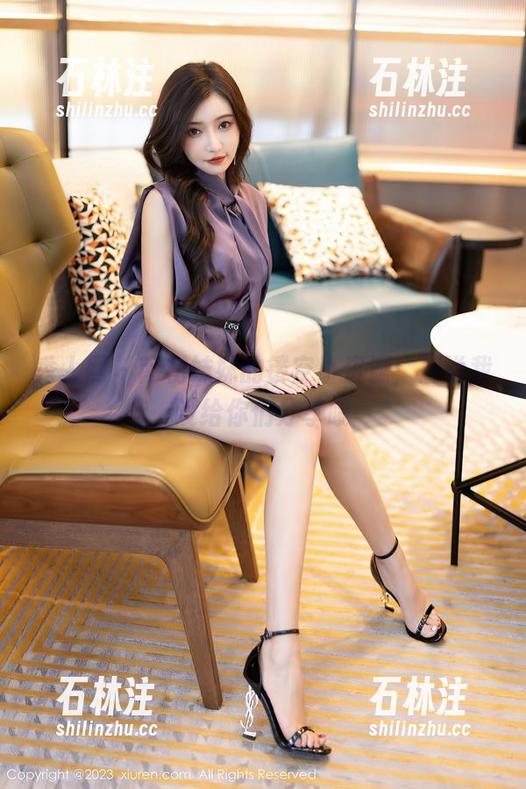 秀人网 - 南初妹妹的镂空小资源，别说我没给你们分享哦