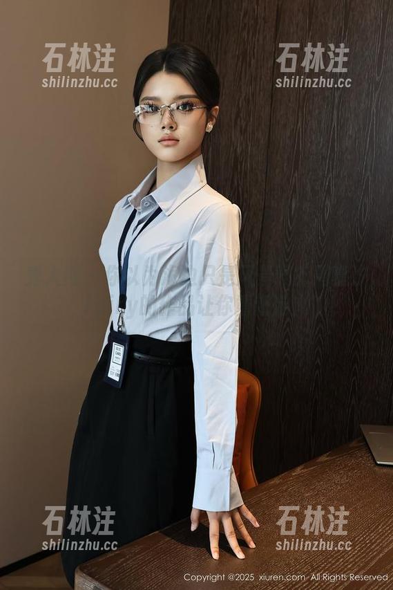 秀人网-周慕汐fairy 秀人网 - 你以为海边只是风景吗?周慕汐fairy的作品让你重新定义
