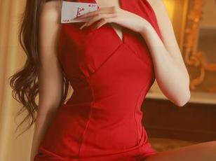 秀人网 – 脚踩网袜，夏笑笑Summer的美图合集来袭，究竟有多撩人？
